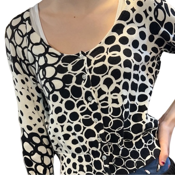 The Limited Button Up Cardigan 100% Cotton Size Medium  3/4” Sleeves - Picture 2 of 7